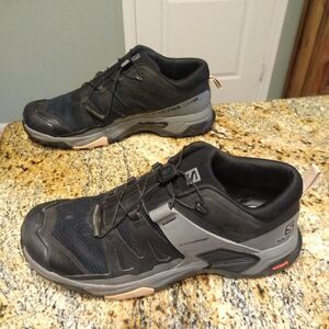 Salomon Women's X Ultra 4 Contagrip Black Trail Hiking Shoes Size 11 412851